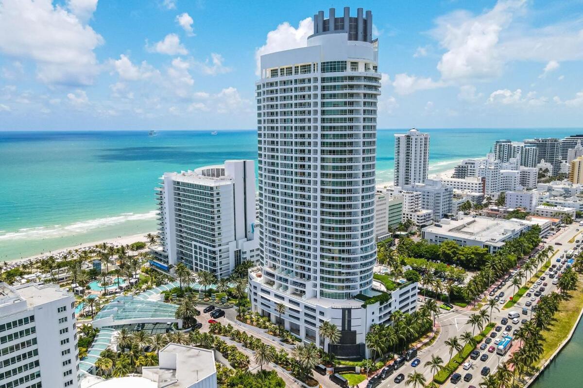 Fontainebleau - Street & Partial Ocean View *